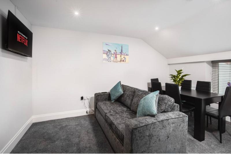Polaris Apartments - image 14