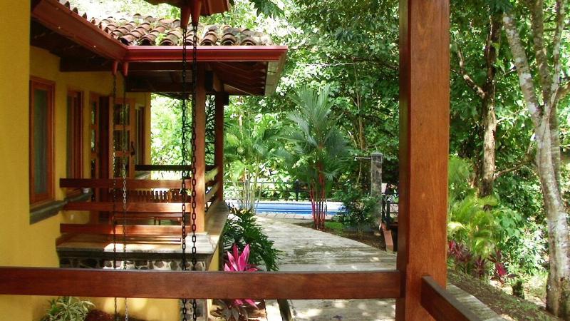 Quinta Teca with two pools near Playa Hermosa beach - image 4