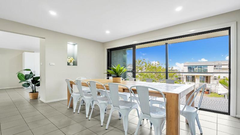 Seaside Royale - image 16