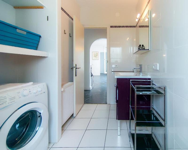 WELCS CASA 111 EMP con piscina privada y parking - image 42