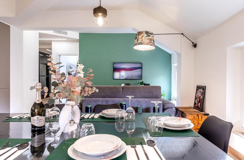 Green Lux-Via Canalino| Pass ZTL&Parking A/C WiFi - image 13