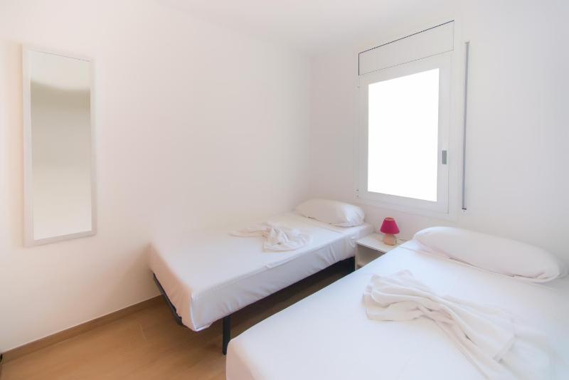 WELCS APARTAMENTO 174 EMP cerca del mar - image 7