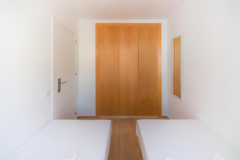 WELCS APARTAMENTO 174 EMP cerca del mar - image 9