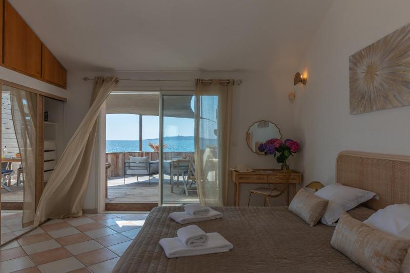 Double Room - Beach Front image 4