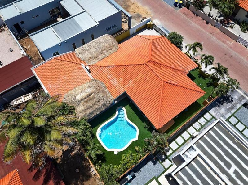 Luxury Villa with Pool Hidden Gem by Bocobay - image 3