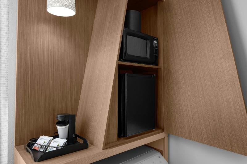 King Room image 4