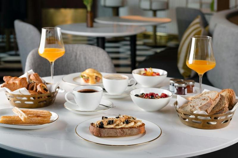 Grand Hotel Centenari Valencia Autograph Collection - image 2