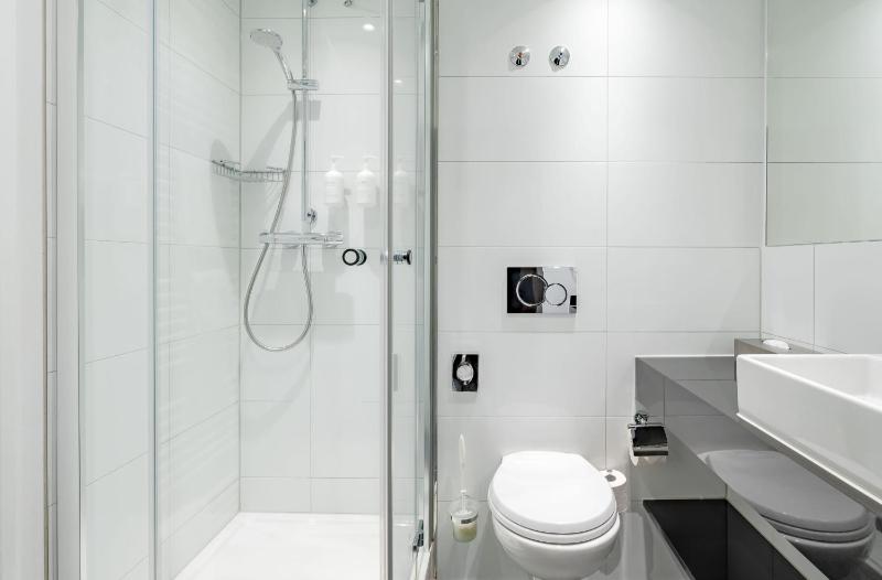 Single Room image 2