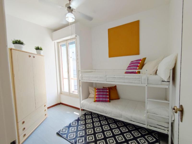 Augusta Apartment seconda fila mare Rif A820 - image 10