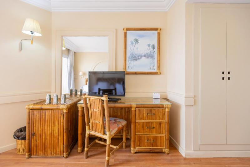 Triple Room image 1