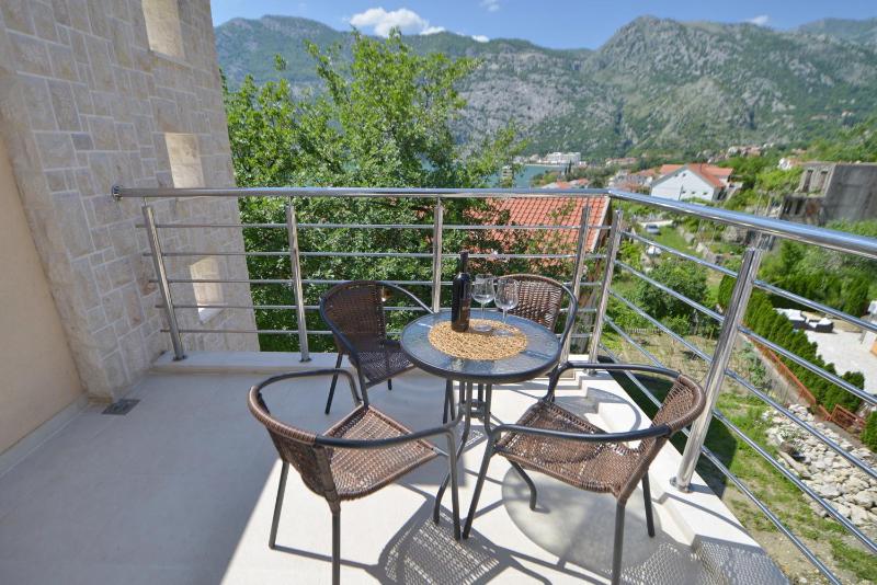 Duplex Apartment with Balcony and Sea View (6 Adults) image 4