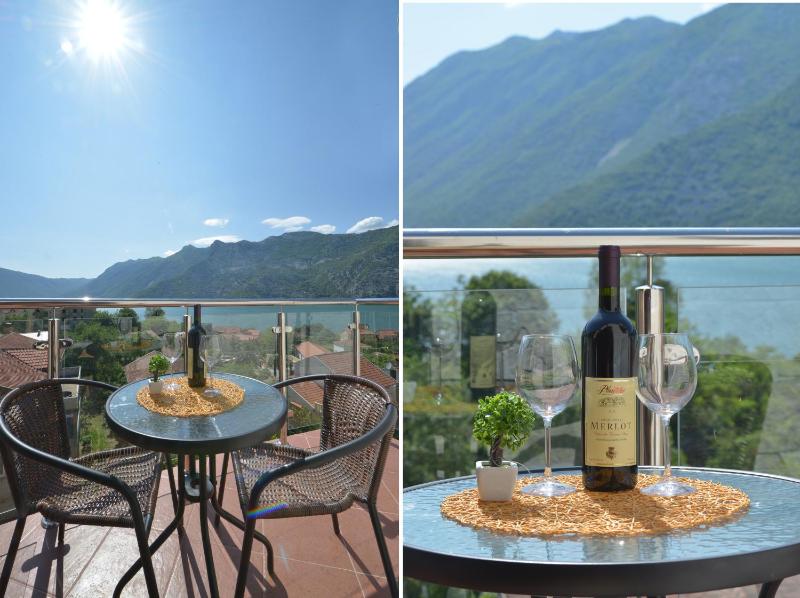 Duplex Apartment with Balcony and Sea View (6 Adults) image 2
