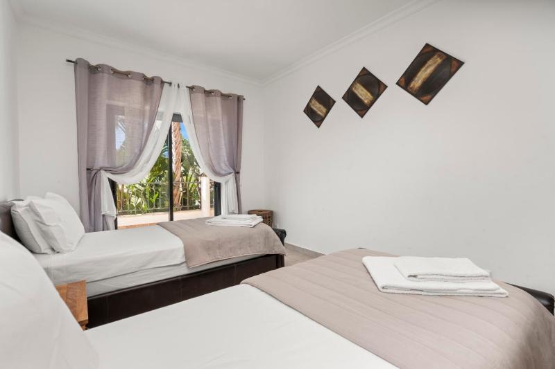 Coastal Terrace Apartment - image 28