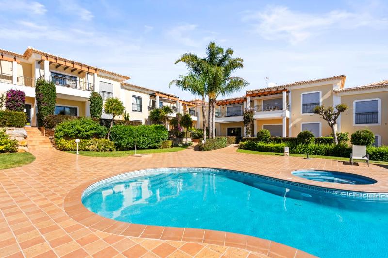 Coastal Charm Apartment - image 21