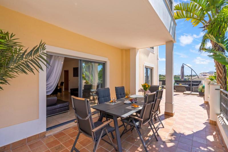 Coastal Terrace Apartment - image 11