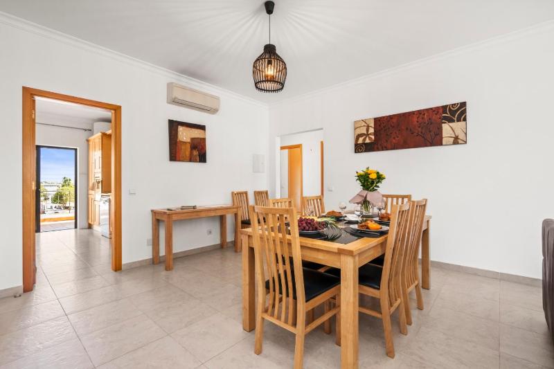 Coastal Charm Apartment - image 33