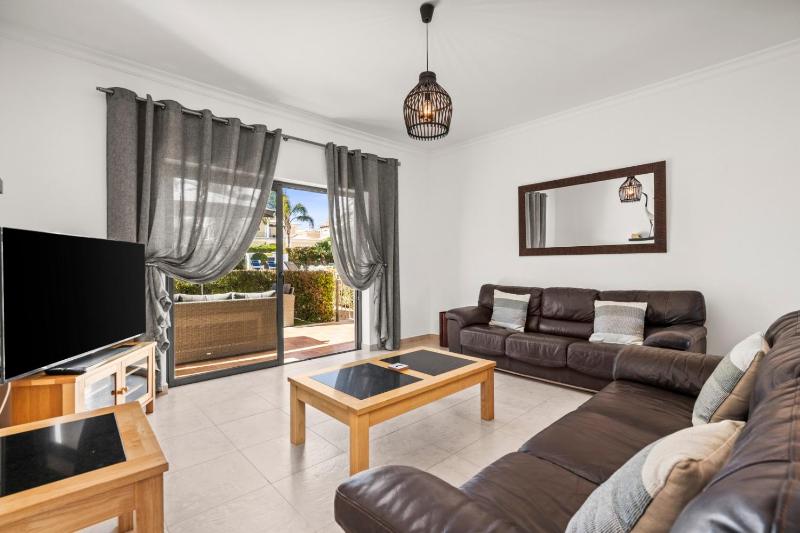 Coastal Charm Apartment - image 19