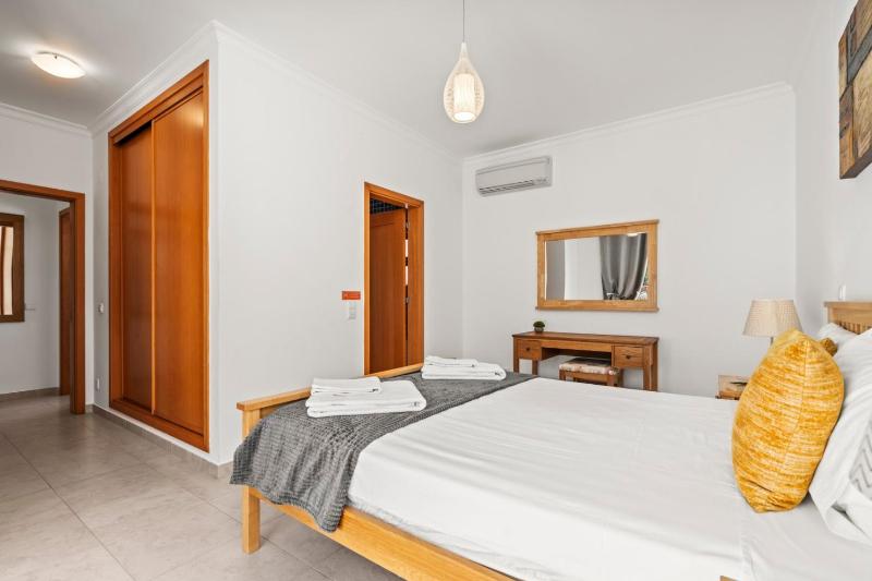Coastal Charm Apartment - image 42