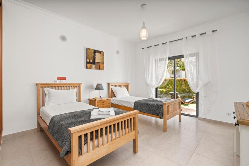 Coastal Charm Apartment - image 18