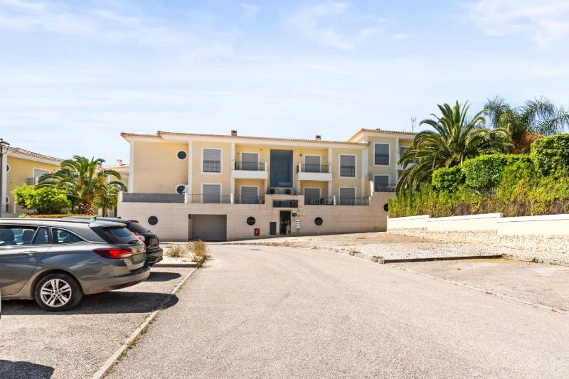 Coastal Charm Apartment - image 41