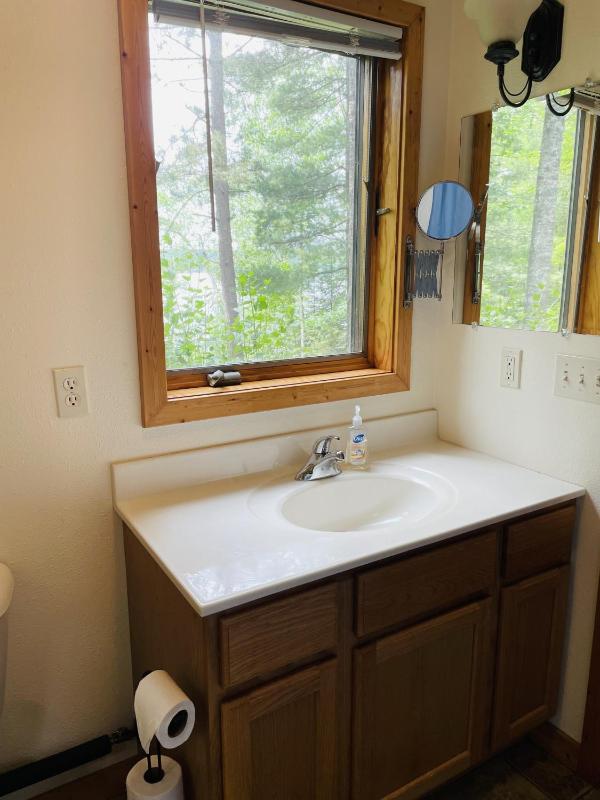 Three-Bedroom House image 4