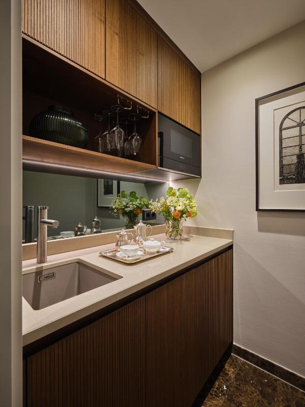 Classic Suite image 3