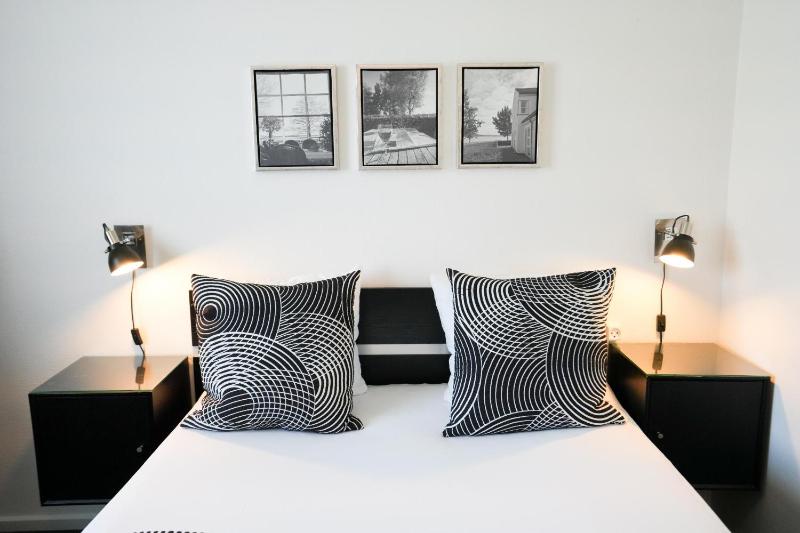 Standard Double Room image 4