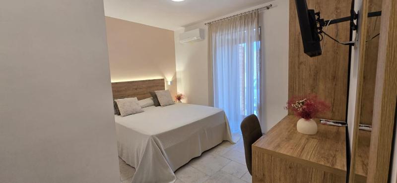 Deluxe Room image 1