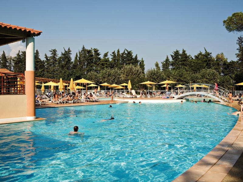 Oly Vacances Mandelieu - image 1
