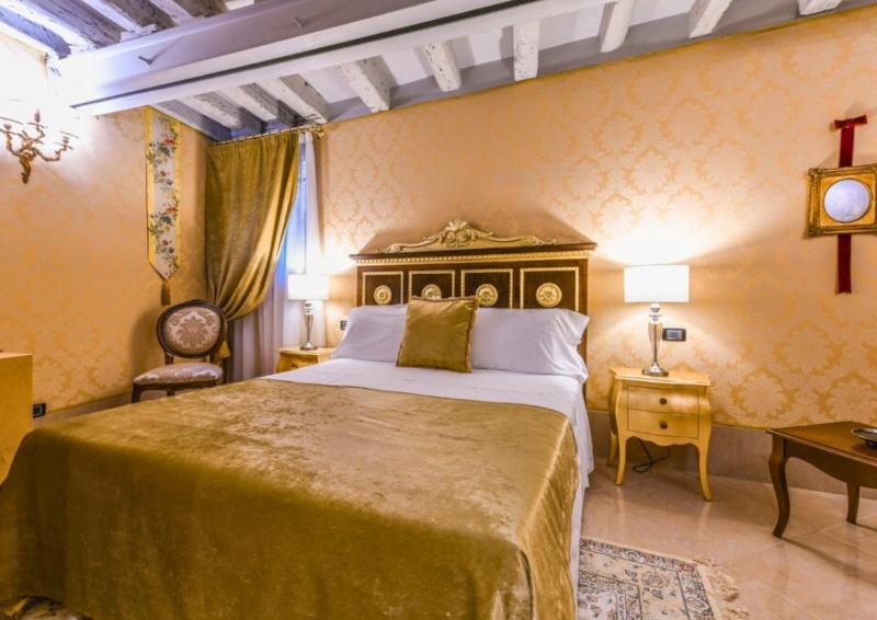 Standard Double Room image 1