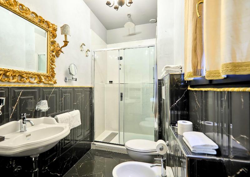 Suite image 2