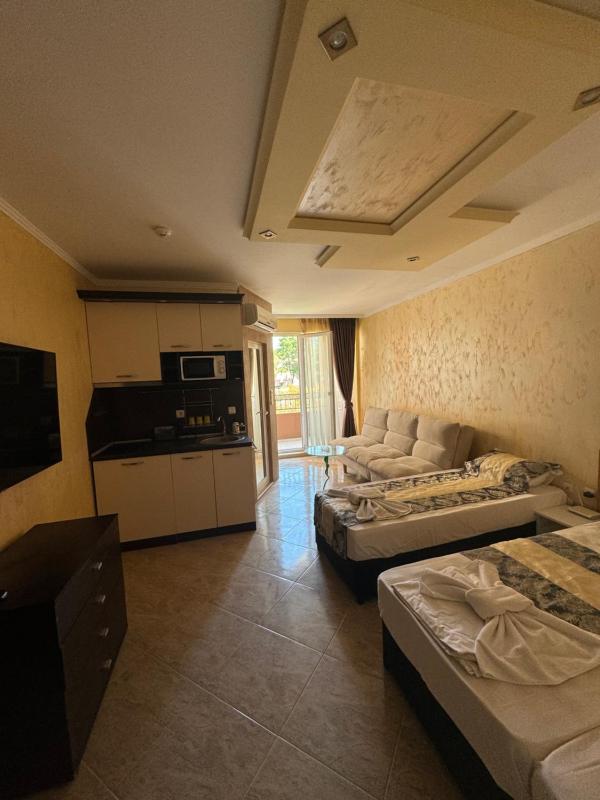 BH Residents - image 10