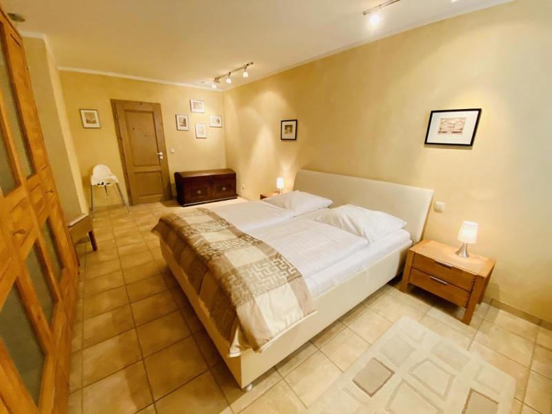 Captains Lounge - image 6