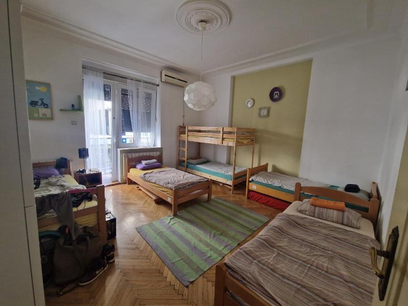 Bed in 6-Bed Mixed Dormitory Room image 2