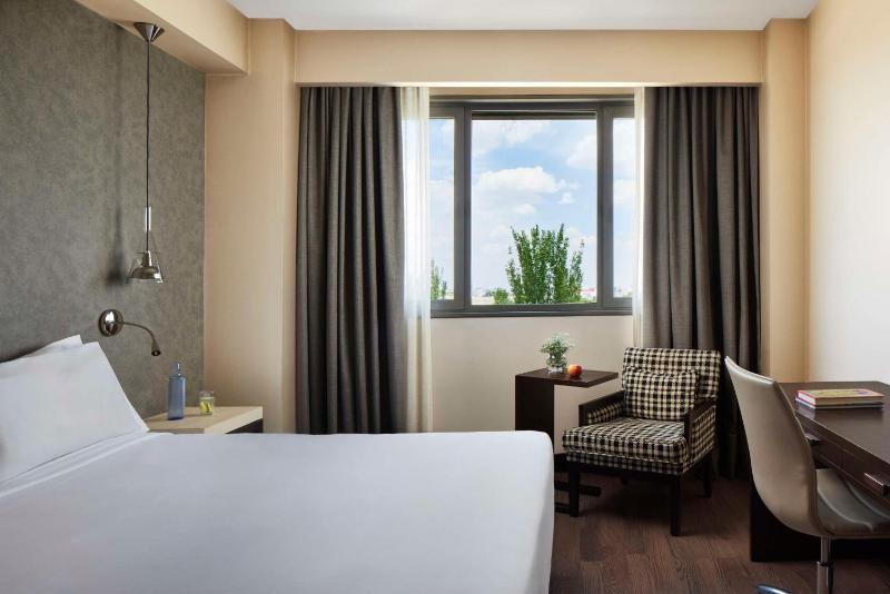 Superior Double or Twin Room image 1