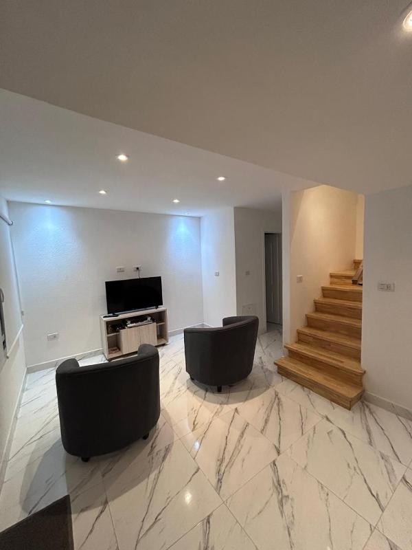 Melipal Modern Apt - image 11