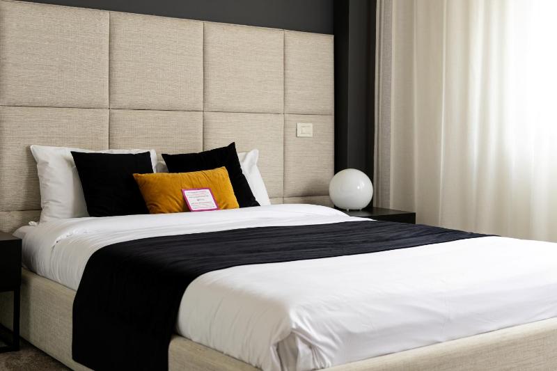 Large Apartment without Spa image 1