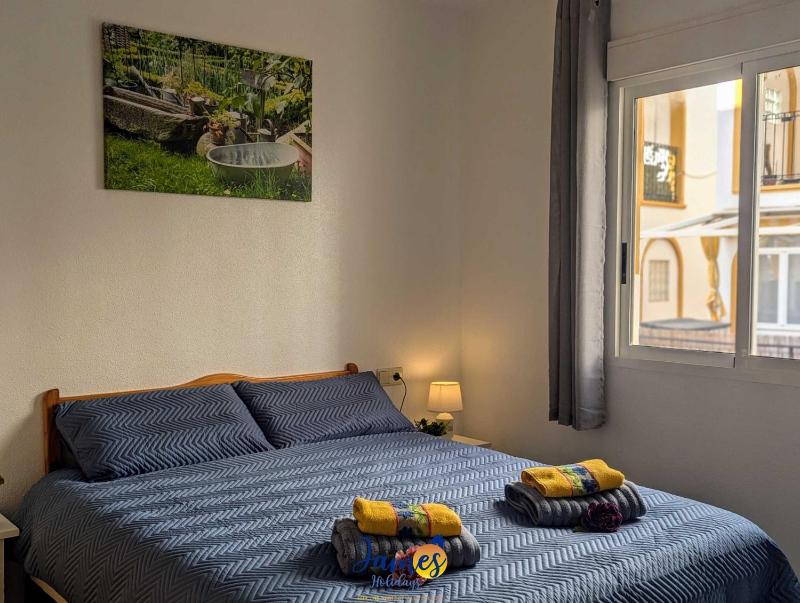 Cosy Two Bed Apartment in La Zenia LZ13 - image 16