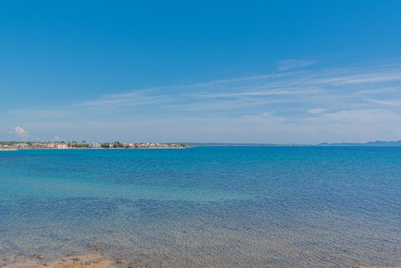 Seafront Villa Serena with pool and seaview - image 12