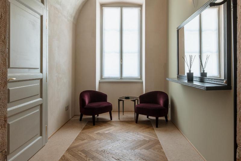 Pavillon Apartments - image 34