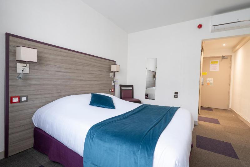 Double Room - Disability Access image 4
