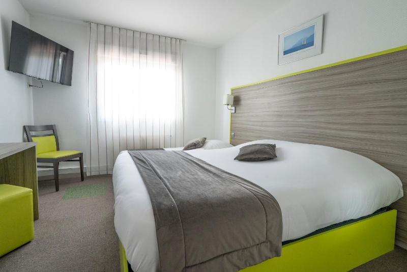 Triple Room image 3