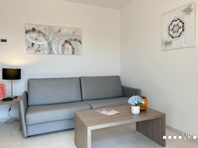 VH Costa Blanca - APARTAMENTO ABANTOS - image 11