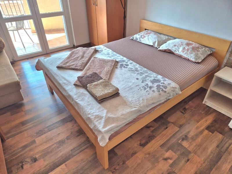 Apartment with Sea View image 1