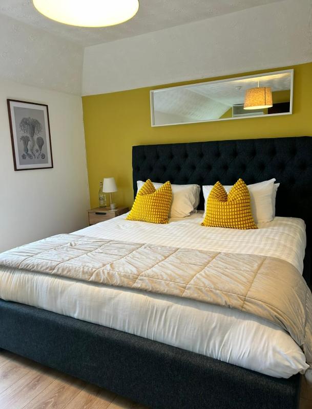 Double Room with Sea View image 2