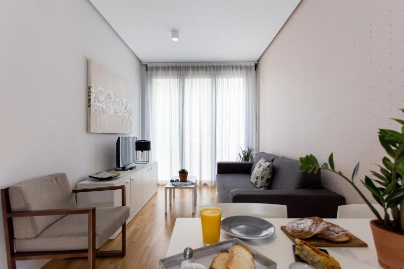 One-Bedroom Apartment (2 Adults + 1 Child) image 4