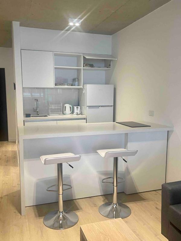 Excelente Studio en Nuñez con Cochera y Seguridad! - image 3
