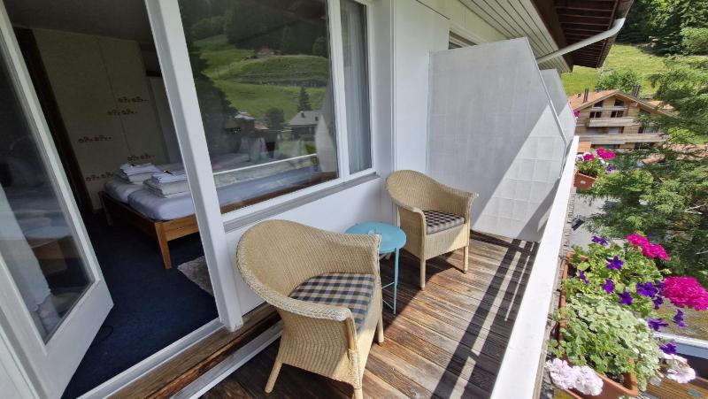 Double Room with Private Bathroom and Balcony image 3