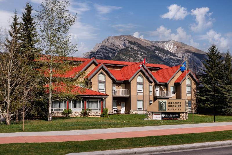 Grande Rockies Resort-Bellstar Hotels & Resorts - image 3