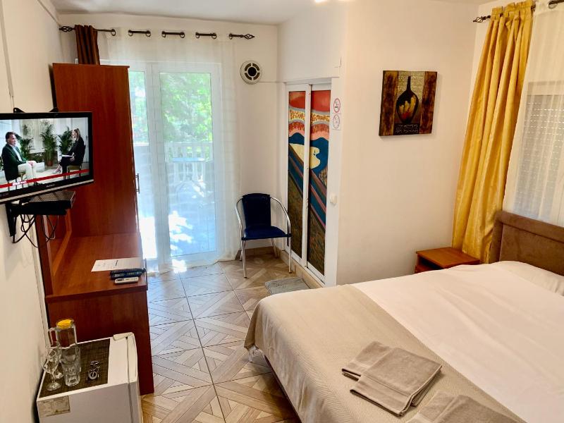 Superior Apartment image 1
